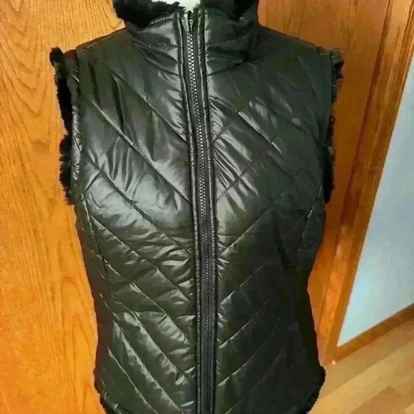 Nicole Miller Original Puffer Faux Fur Women’s Vest Black Medium Reversible - Picture 4 of 14